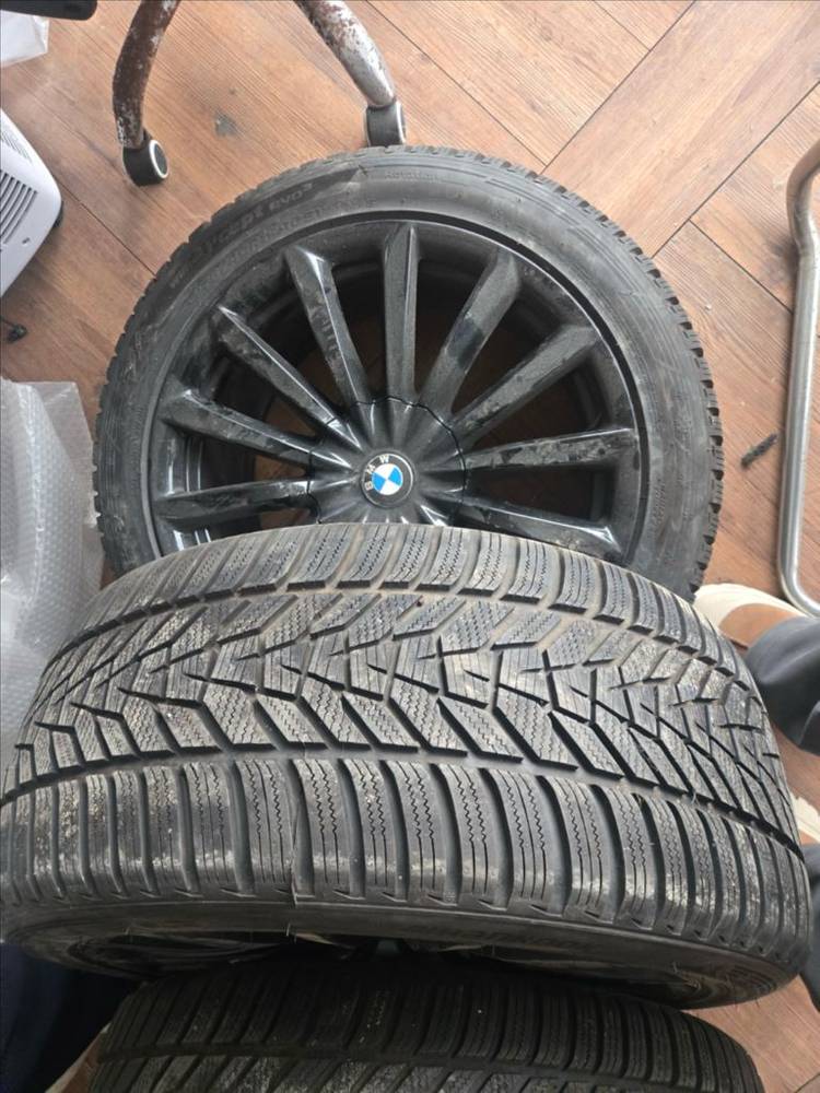 BMW 6gt 7시리즈 휠4짝 스노우타이어4짝팝니다 이미지