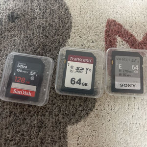 샌디스크 128GB / 트랜센드 소니 64GB SD카드 이미지