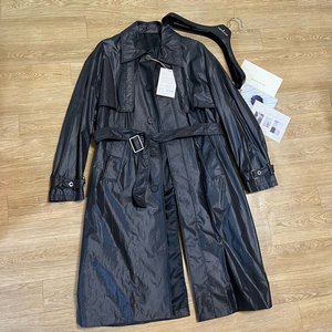 새상품) 마틴플랜 나일론 트렌치 코트 블랙 Structured Flap Trench Coat