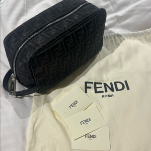 펜디 FF 토일레트리 백