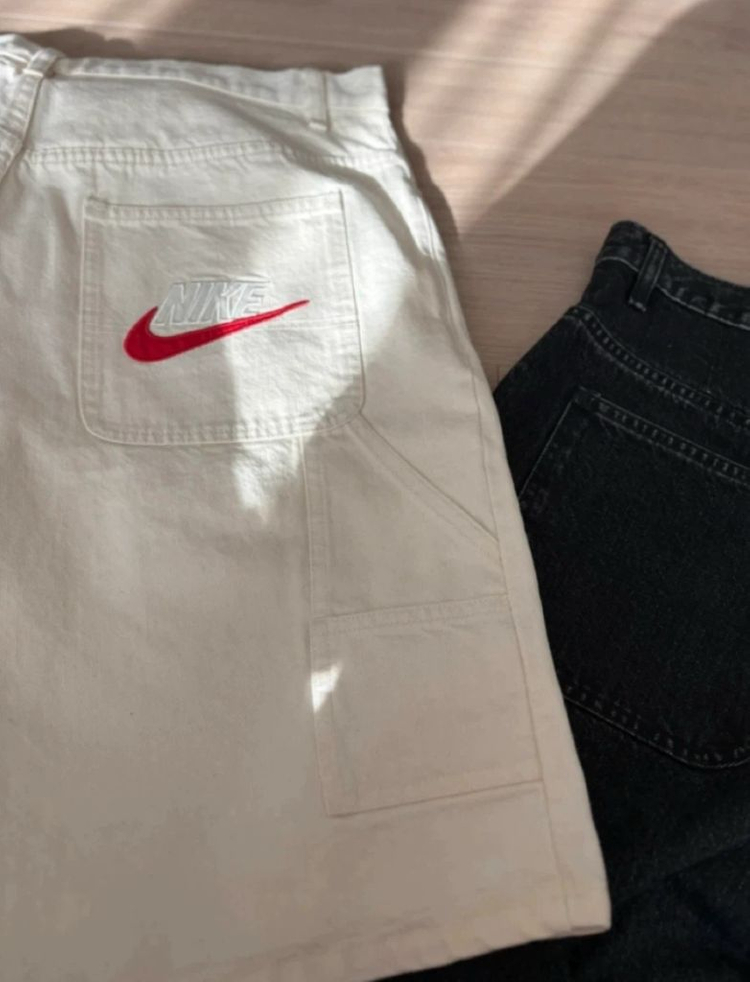 미착용)새상품 나이키 슈프림 데님쇼츠 내추럴--0