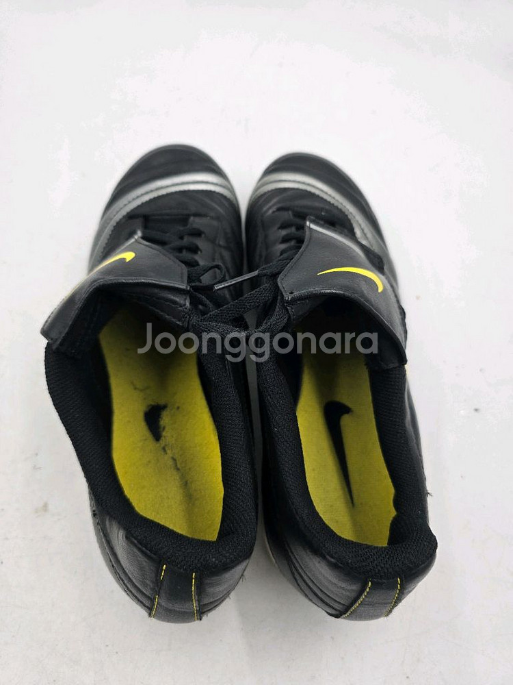 나이키 축구화 275--5