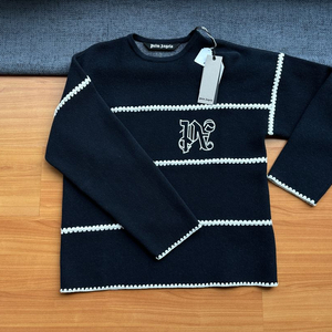 팜엔젤스 니트 오프화이트 스톤아일랜드 몽클레어 톰브라운 프라다 이미지