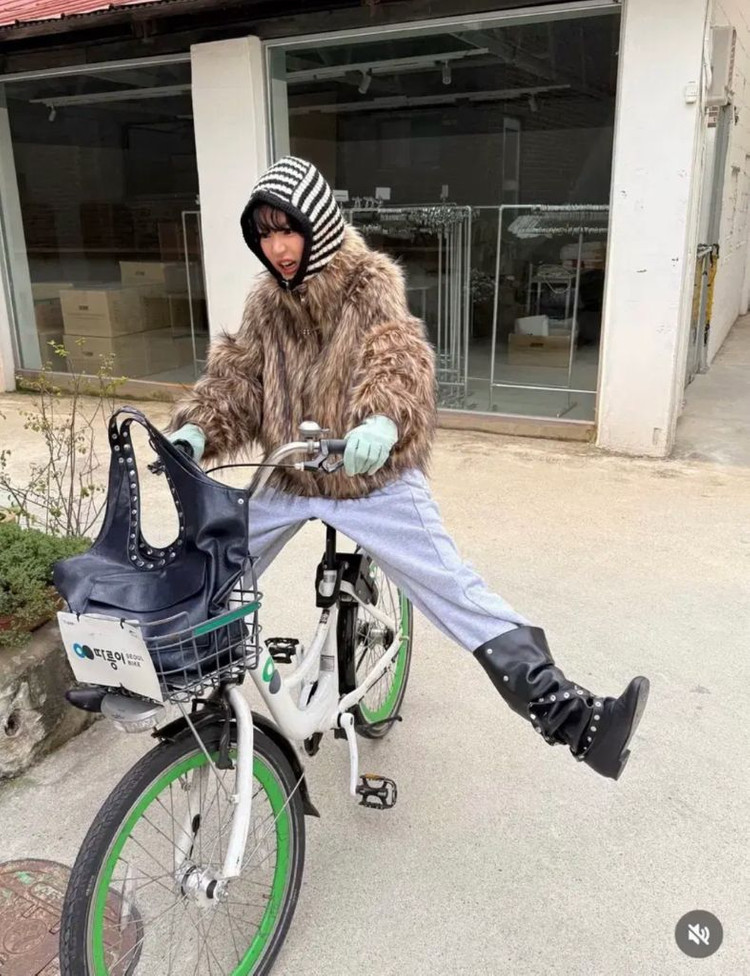 (파르티멘토 우먼) 멀티웨이 슬라우치 플랫 톨 부츠--8