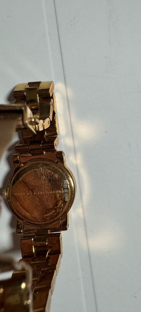 마크제이콥스 금장 여성 손목시계--4