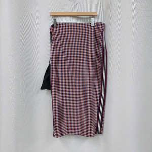 모조에스핀 체크 스커트