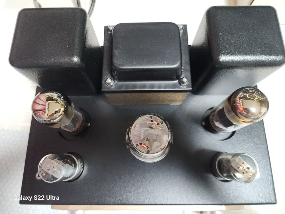 BOYUU. A9 BYA9 EL34 Tube Amp.파손기스없음.램프에전원들어옴.사용법을몰라서작동상태확인불가--1