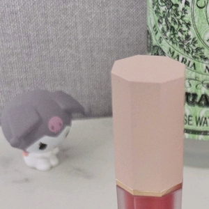 사랑스럽게보이는 맑고 촉촉한 볼터치. 디어달리아 리퀴드 블러쉬.