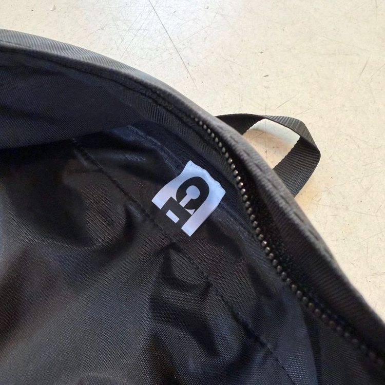 꼼데가르송 로고 프린트 나일론 백팩--7