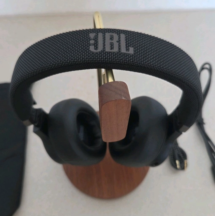 JBL LIVE 650BTNC 노이즈캔슬링 헤드폰 - 안심되는 중고거래