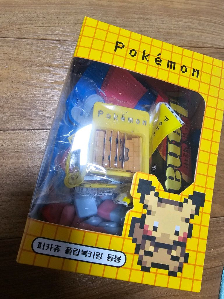 포켓몬스터 cu 피카츄플립.간식세트 1개 미개봉새것--1
