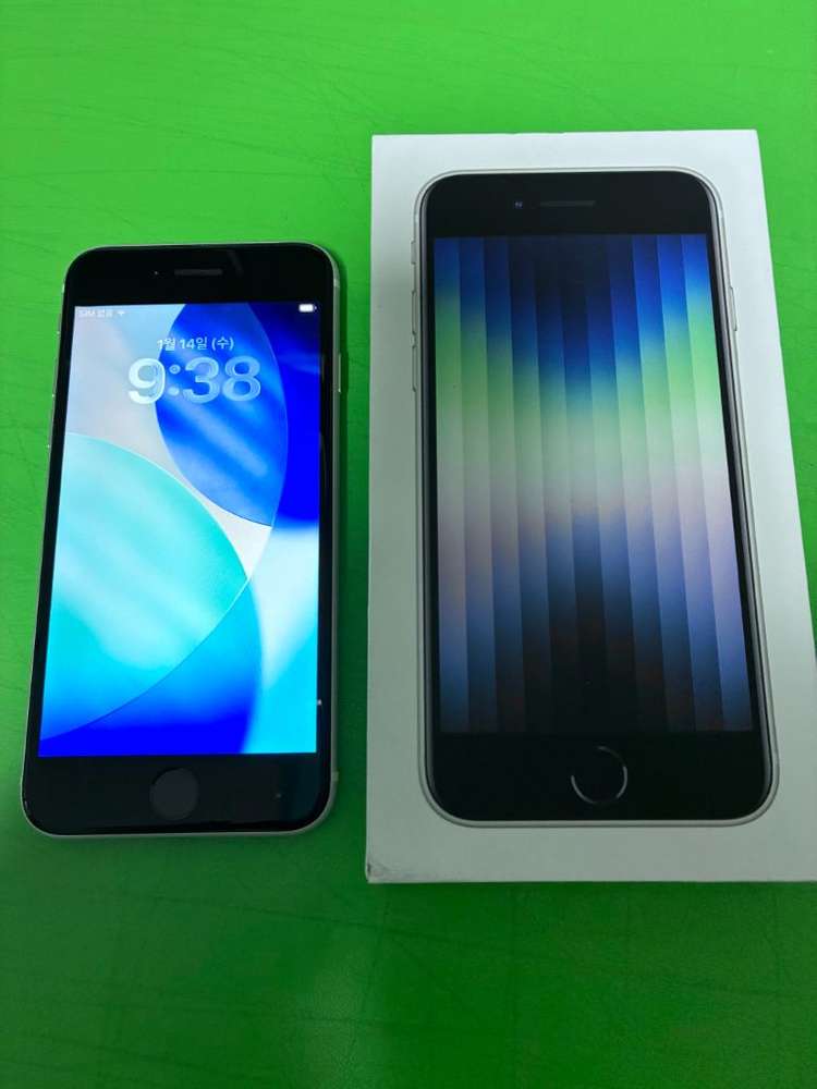 아이폰 se3 128 배터리100 팔아요--0