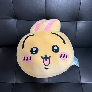 누리토이즈 치이카와 먼작귀 우사기 토끼 차량용 목 쿠션 인형