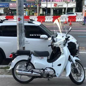 [급매] 23년식 혼다 슈퍼커브 110 화이트 판매합니다