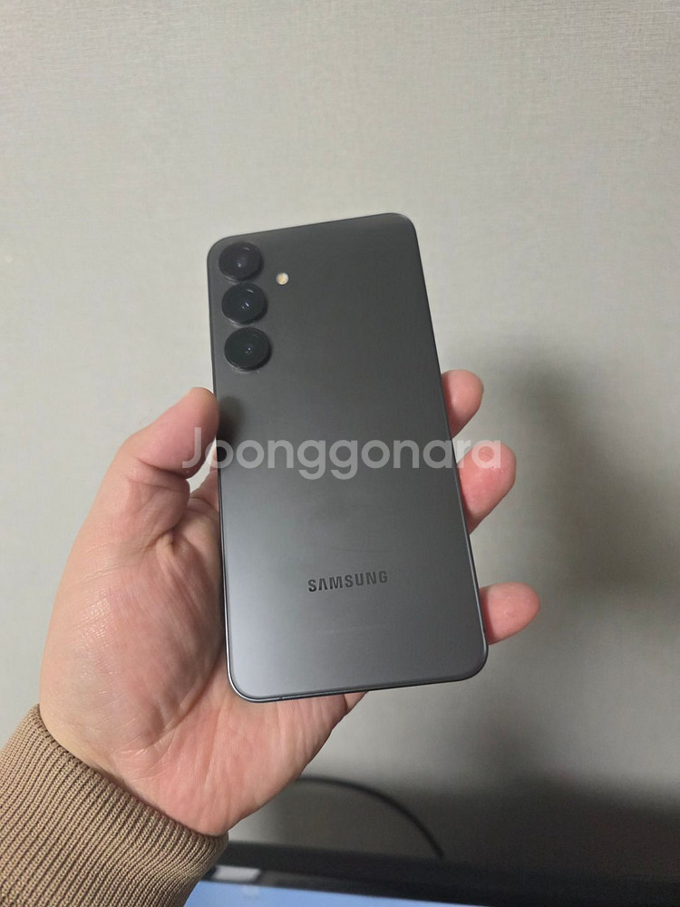 갤럭시 S24플러스 오닉스 블랙 256기가 SS급 팔아요~--1