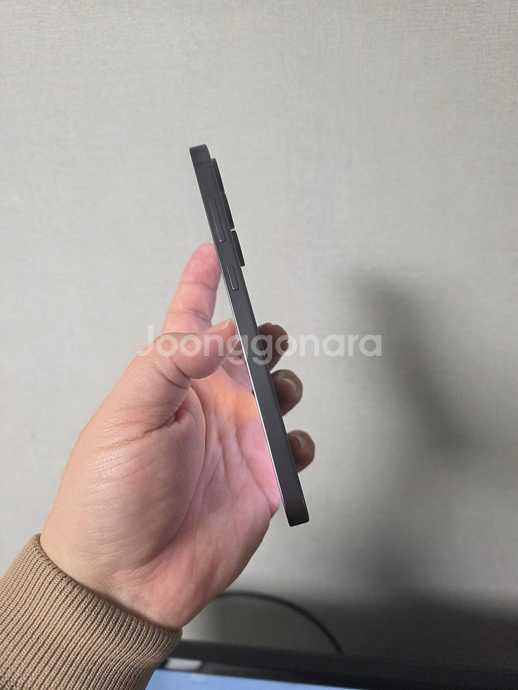 갤럭시 S24플러스 오닉스 블랙 256기가 SS급 팔아요~--3