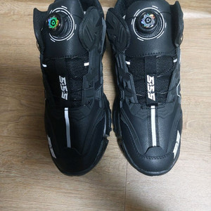 키높이 운동화 270 미사용입니다