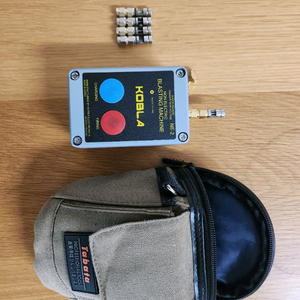 코브라 비전기식 발파기