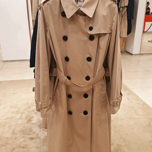 버버리 EGREMONT 클래식 트렌치