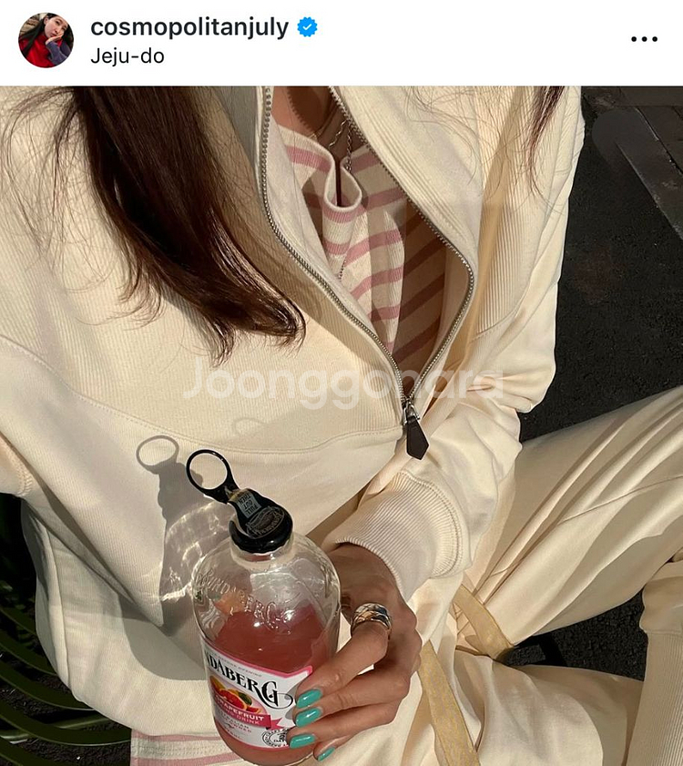 LCVY 코스모폴리탄줄라이 예지스5577miles 하프집업 맨투맨--8