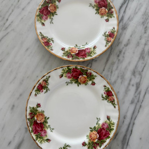 (새제품)로얄알버트 올드컨트리로즈 황실 장미 접시 2개 세트