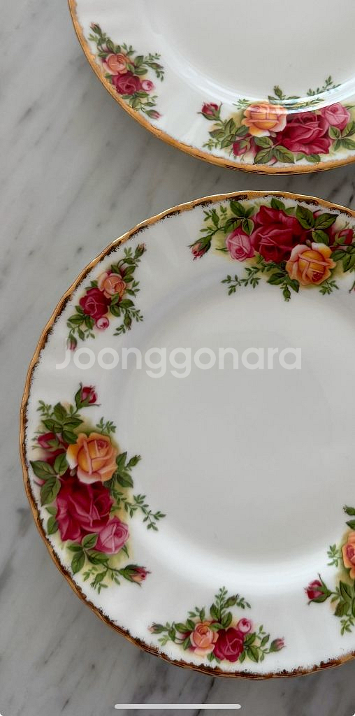 (새제품)로얄알버트 올드컨트리로즈 황실 장미 접시 2개 세트--2