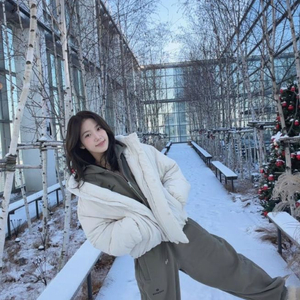 룰루레몬 버블헴 600 다운 필 푸퍼 자켓 아이보리