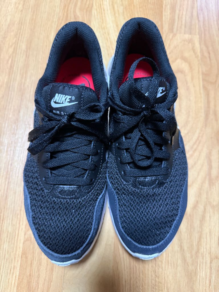 나이키 에어맥스 시스템 여자 운동화 팝니다--1