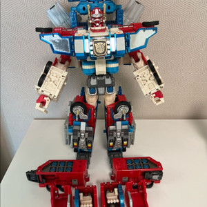 카봇판 트랜스포머 갓 파이어 콘보이 판매합니다