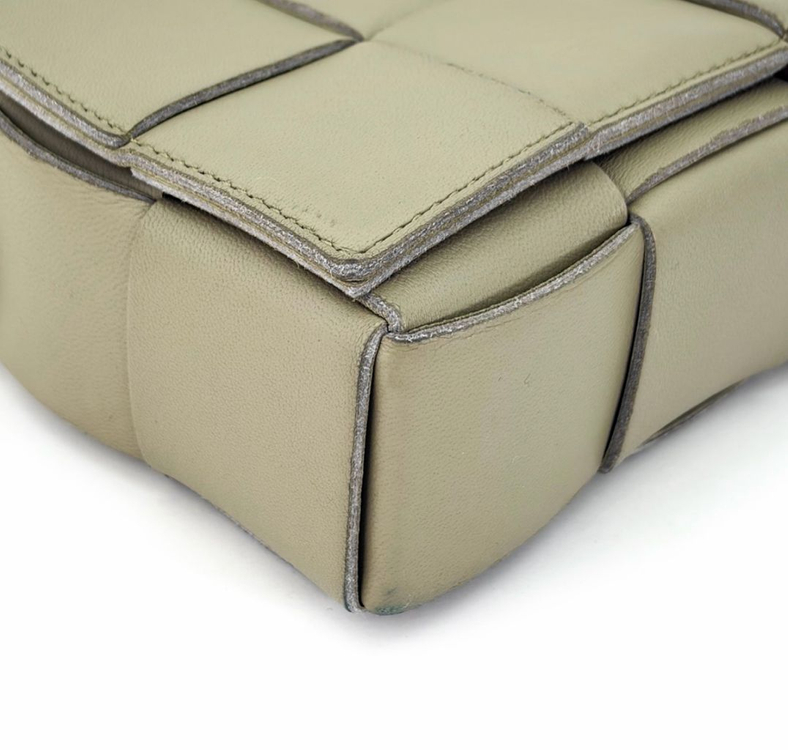 [OS] 보테가베네타 인트레치오 레더 카세트백 숄더백 크로스백 트래버틴--5