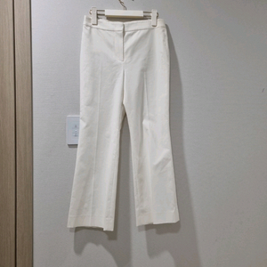 럭키슈에뜨 아이보리 슬랙스