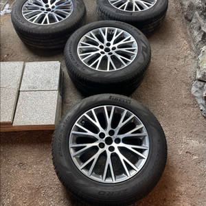 19인치 순정 휠타이어 세트