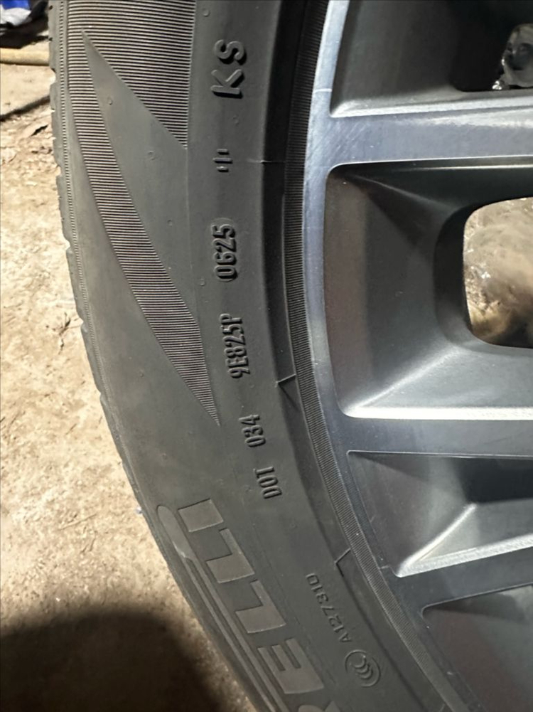 19인치 순정 휠타이어 세트--6