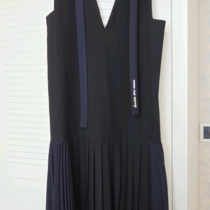 럭키슈에뜨 민소매 원피스/38