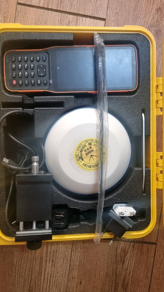 GPS 측량기 세트 이미지