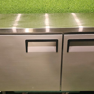 우성 1800 좁은 테이블 냉장고 팝니다