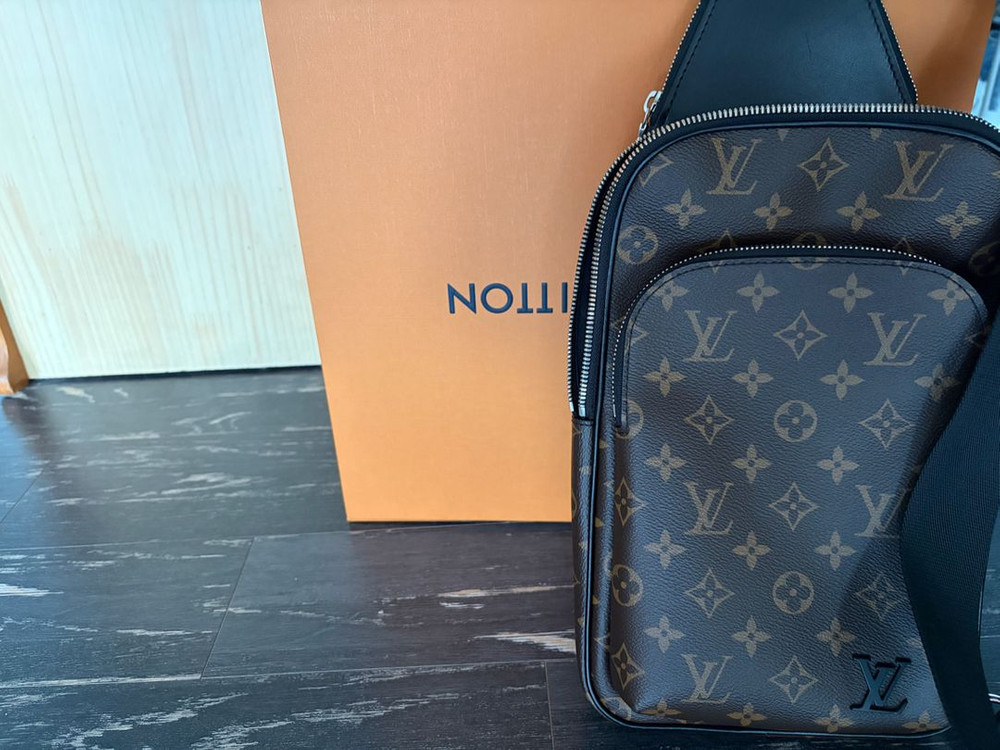 모노그램 슬링백--1