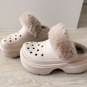 크록스 퍼 플랫폼 클로그 아이보리 6