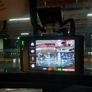 아이나비 4채널 블랙박스 출장설치(메가2/Z9900