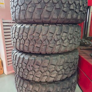 중고타이어 255 75 17 판매합니다. bf굿리치 지프 콜로라도