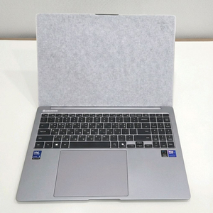 갤럭시북5 프로 (Ultra5 / 32GB 램) 루나레이크 신형 팝니다 (새상품급)