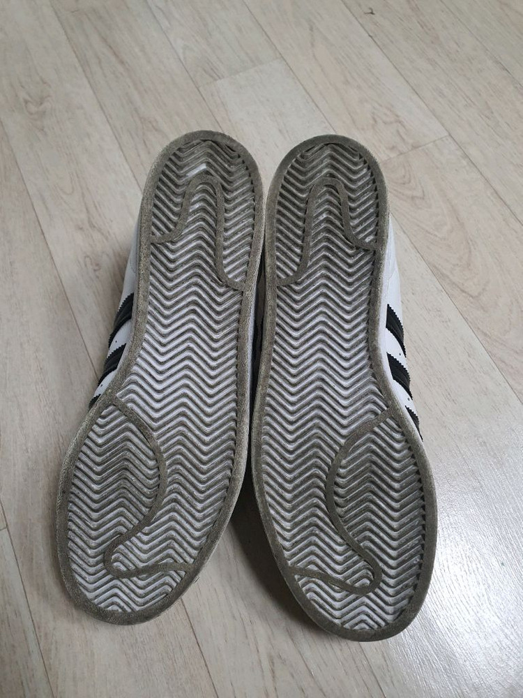 275 아디다스 슈퍼스타 스칼렛 운동화 스니커즈 신발 275사이즈 완전좋아요 이미지