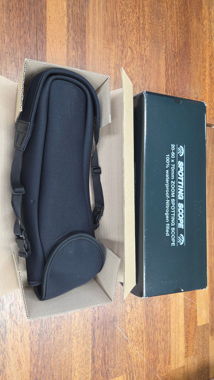 산주광학 필드스코프 70mm (20-60) 개봉만 해본 신품 판매 합니다. 이미지