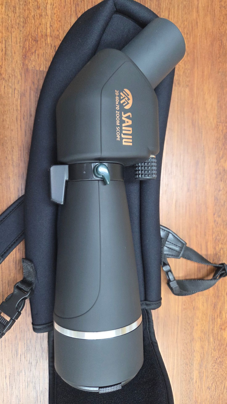 산주광학 필드스코프 70mm (20-60) 개봉만 해본 신품 판매 합니다. 이미지