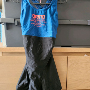 아레나 원피스 수영복 70