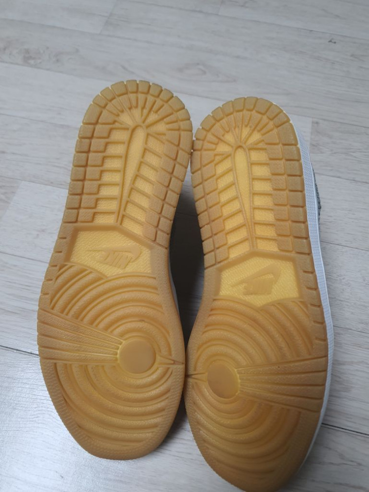 265 나이키 에어 조던1 레트로하이 운동화 농구화 이미지