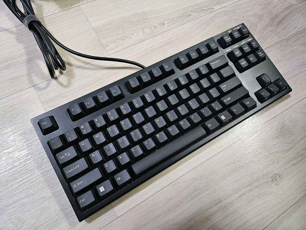 리얼포스 R3S 표준 45g 균등 토프레 무접점키보드--1