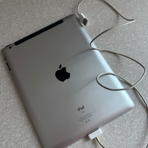 [거의새것]아이패드 A1430 64GB&키티케이스&충전선3개