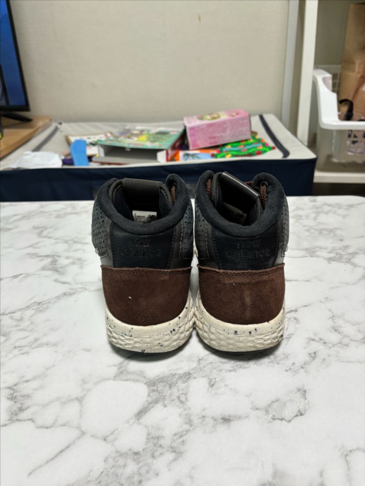 뉴발란스 988 프레쉬 폼 미드 275--2