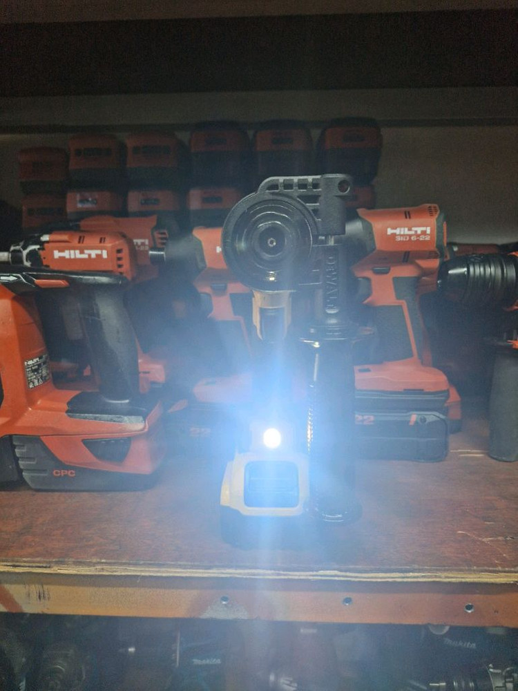 디월트충전함마드릴 DCD996 강력토크 최강토크 함마드릴 A급 이미지